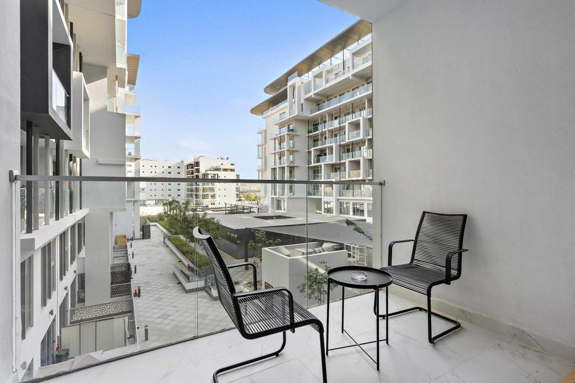 Apartment Silkhaus Chic Near Masdar Park Abu Dhabi