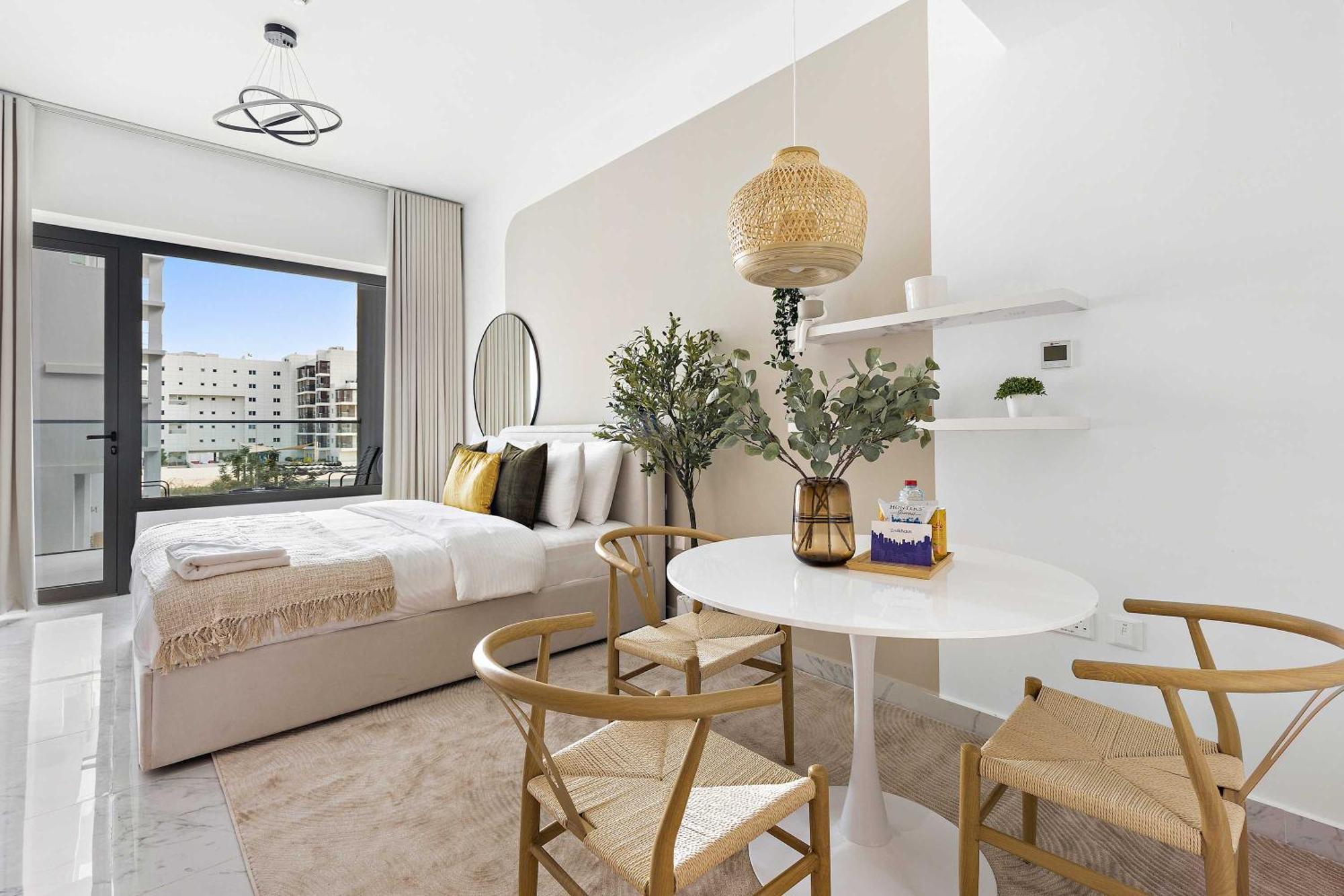 Silkhaus Chic Near Masdar Park Apartment
